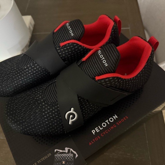 Peloton Women’s Black and Red Cycling Shoes - Picture 2 of 6